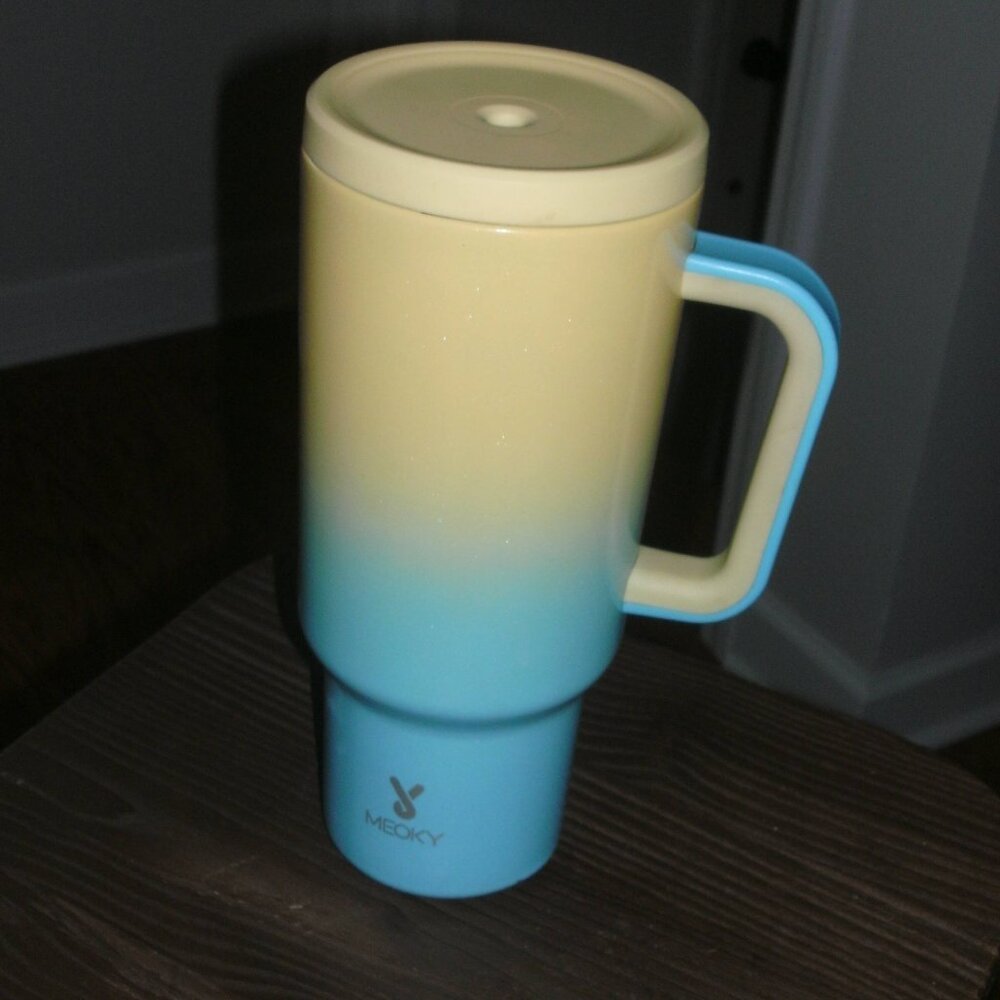 Meoky 40oz Spill Proof Insulated Tumbler With Handle.Yellow & Blue